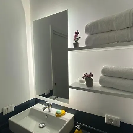 Appartement 2br Modern Spacious Tirana